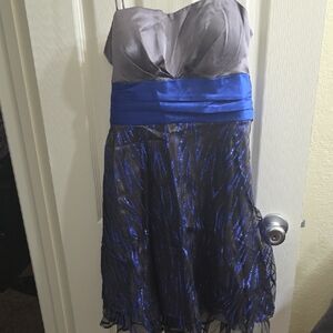Wendye Chaitin Silver Bodice with Royal Blue Accents Prom Dress Size 5/6